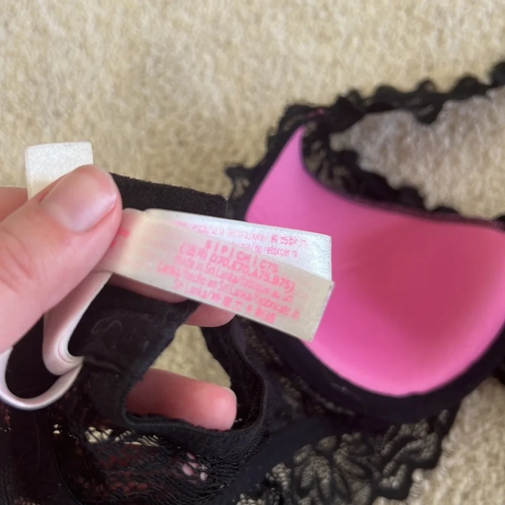 Victoria’s Secret PINK black bralette - Picture 5 of 5